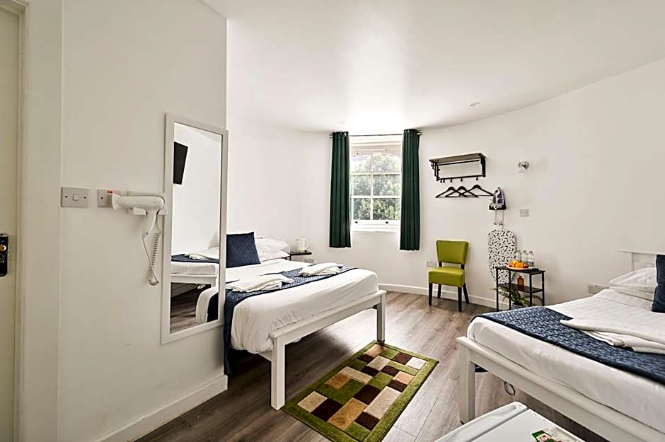 City London Hotel