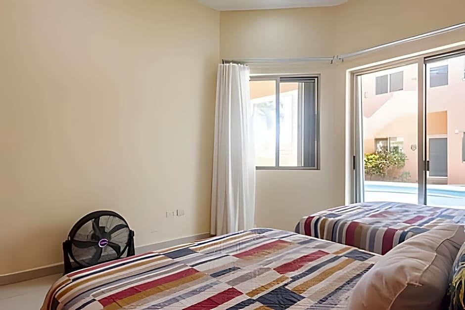 Cozy Place/WiFi/Beach 10 min Walk/Private Pool
