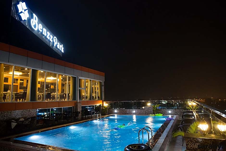 Benzz Park