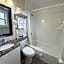 Perth Plaza Inn & Suites