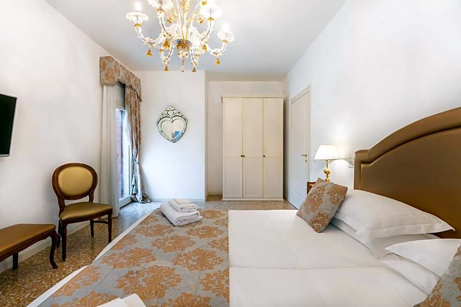 San Teodoro Palace - Luxury Apartments