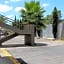 Cypres Hotel & Suites