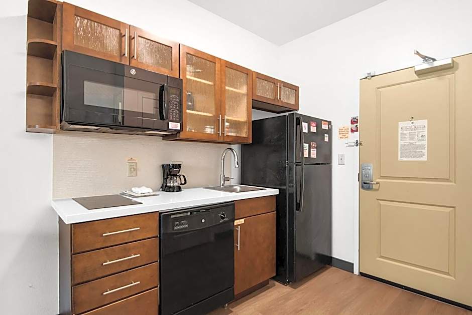 Candlewood Suites Pensacola - University Area By IHG