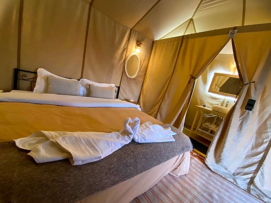 Merzouga Heart Luxury Camp