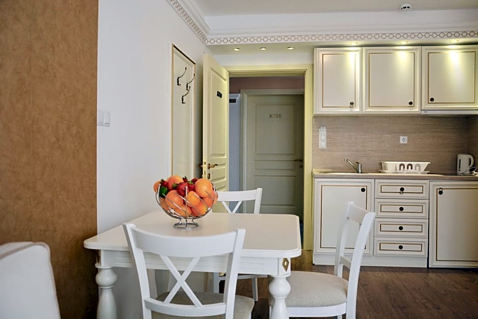 Golden Rainbow VIP Residence