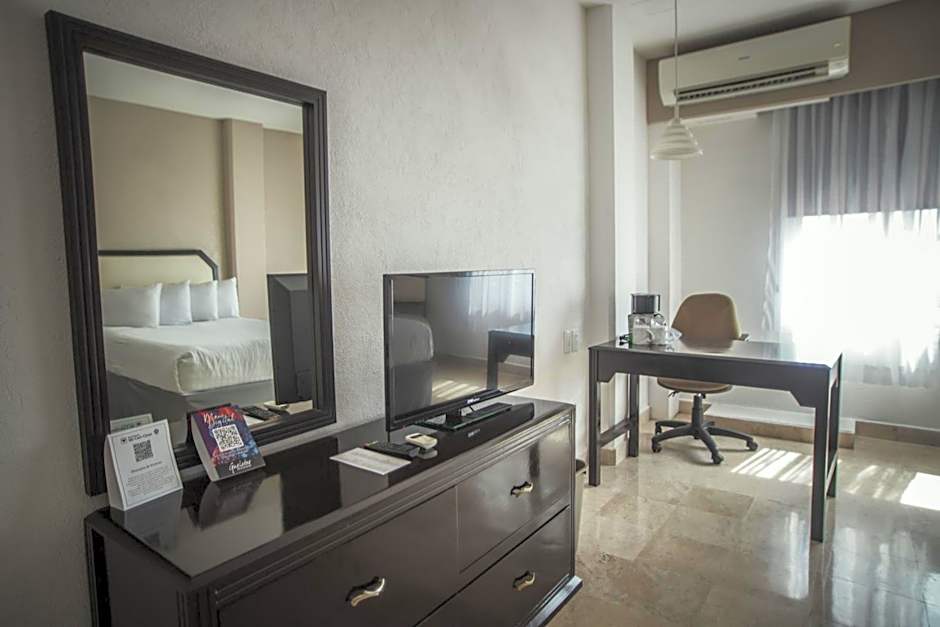 Days Inn by Wyndham Tuxtepec