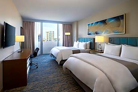 Juliette Partial Bay Quee, Guest room, 2 Queen