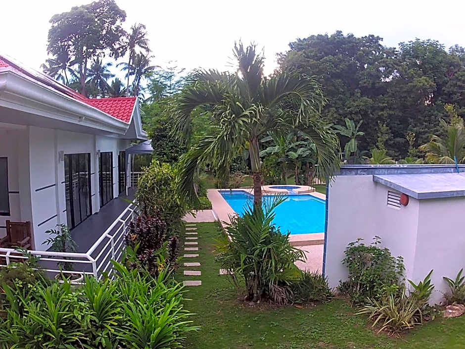 Bohol White House Bed & Breakfast