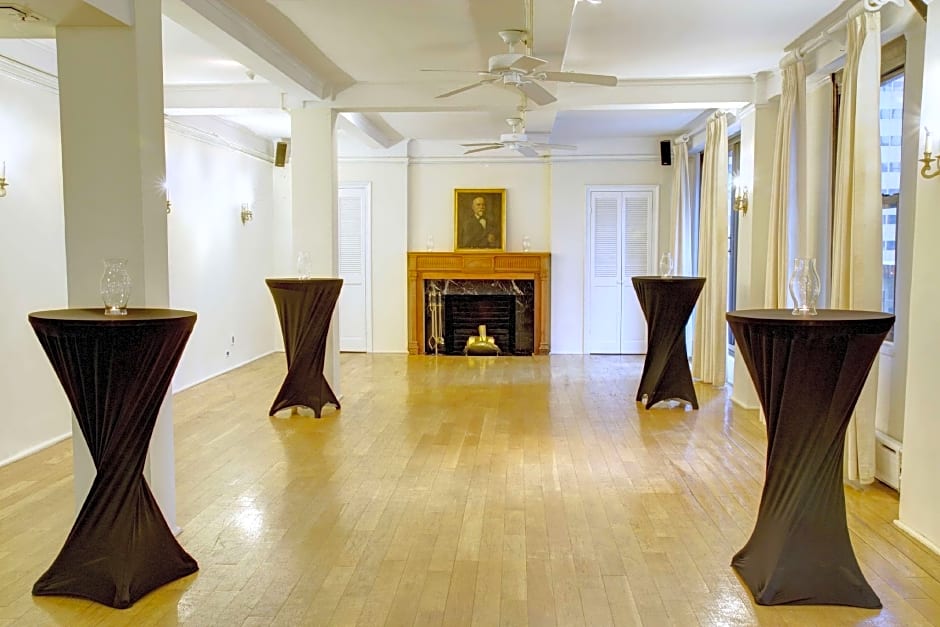 The Roger Smith Hotel