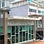 The O Valley Hotel