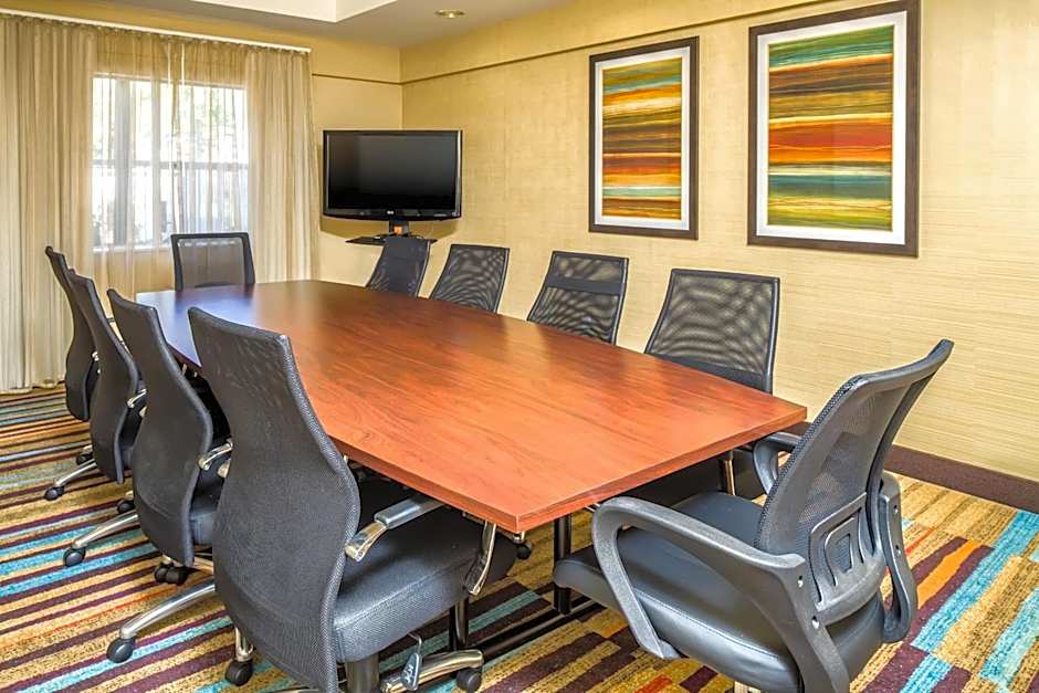 Fairfield Inn & Suites by Marriott Jacksonville Airport