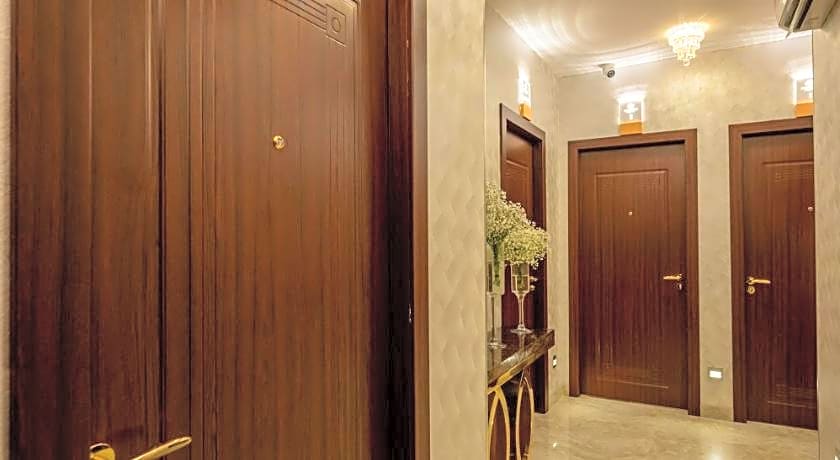 A Residence @ Between Hilton & Cititel Hotel