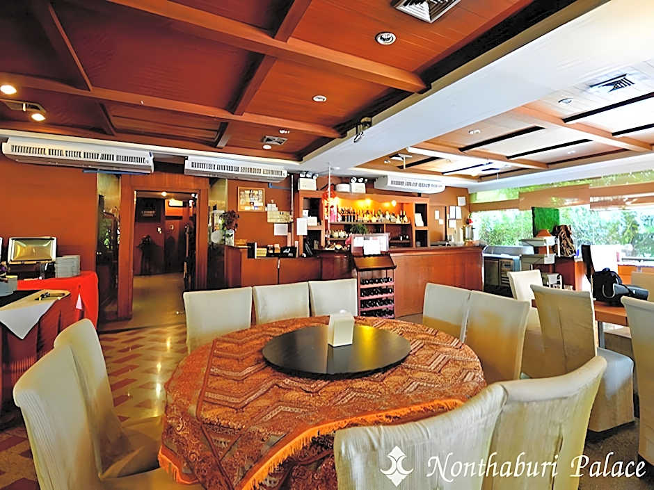 Nonthaburi Palace Hotel
