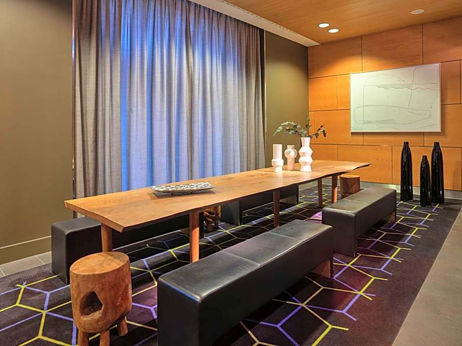 Adina Apartment Hotel Berlin Hackescher Markt