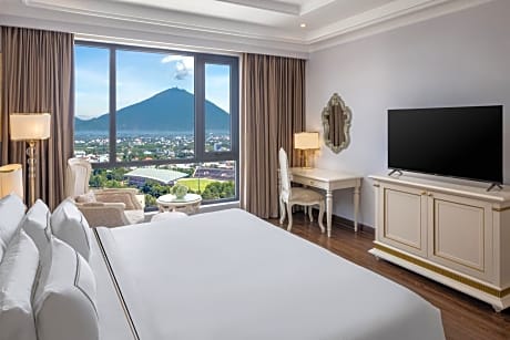 Premium Room with Mountain View