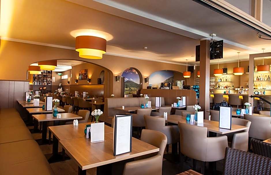 Rivers Hotel