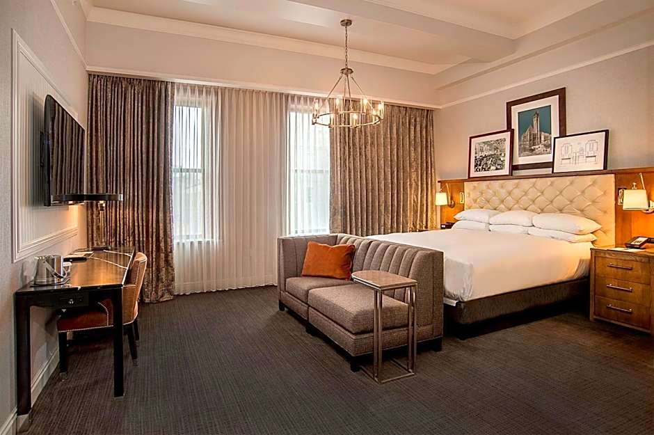 St Louis Union Station Hotel Curio Collection by Hilton