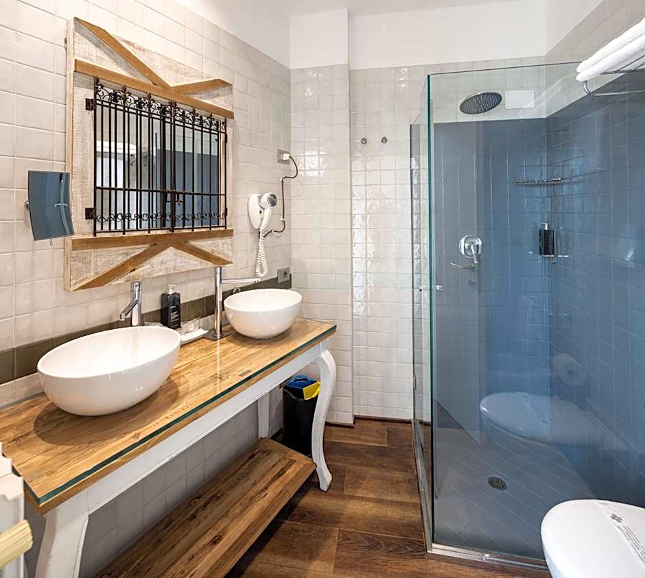 Best Western Maison B Hotel
