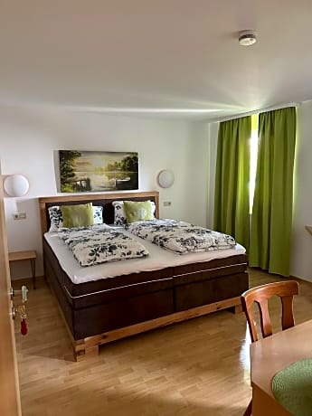 Hotel 7 Winden