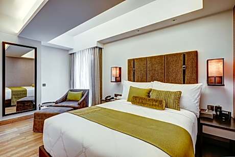 Deluxe Single Room