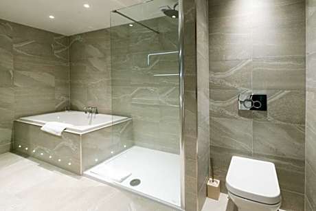 Deluxe Double Room with Mountain View