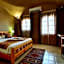 Embrace Hotel