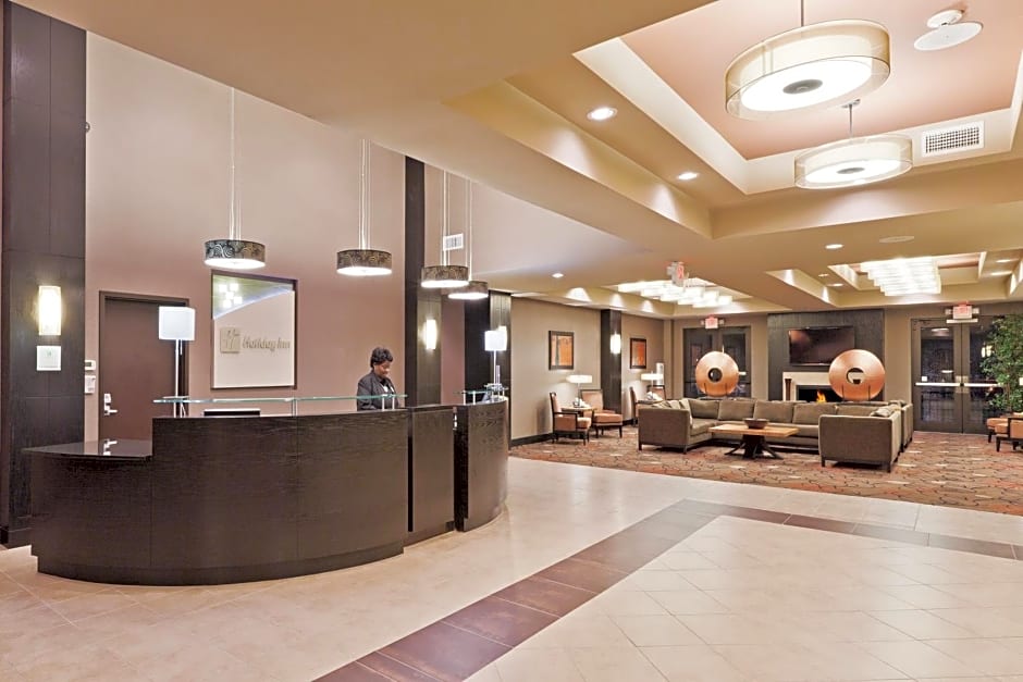 Holiday Inn Hotel & Suites Tulsa South, an IHG Hotel