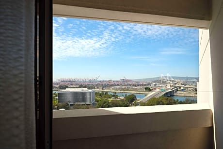 1 King Bed Junior Suite With Balcony