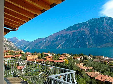 Apartment with Lake View - Annex