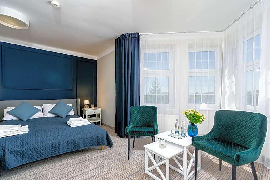 JACHTOWA Hotel i Restauracja