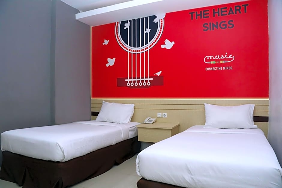 Front One Inn Sidoarjo
