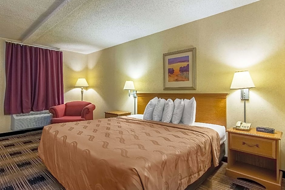 Quality Inn Oakwood - Gainesville