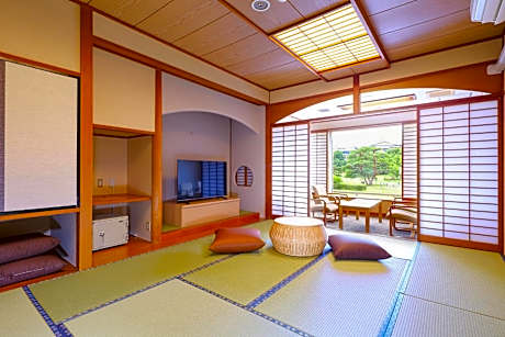Standard Japanese-Style-Room 65 sqm - Indoor Bath - Non-Smoking