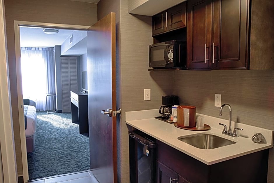Holiday Inn Express & Suites Sidney By IHG