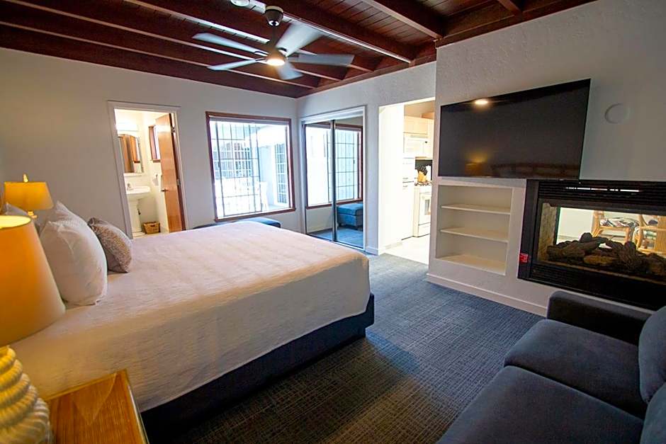 Edgewater Beach Inn