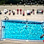 Spectacular View wBalcony Pool