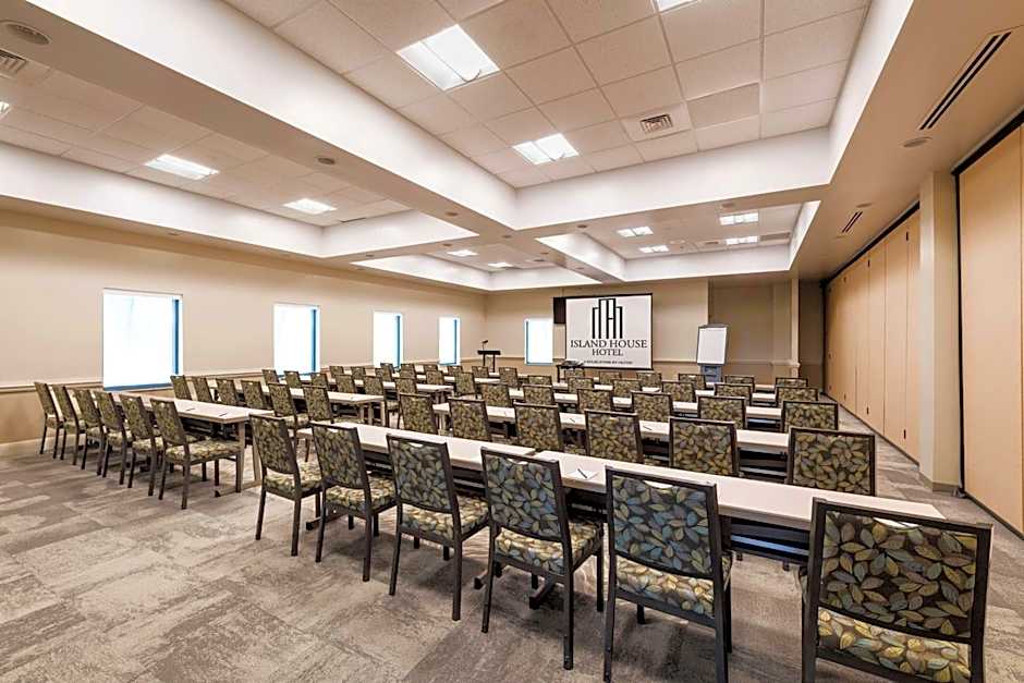 Island House Hotel Orange Beach - a DoubleTree by Hilton