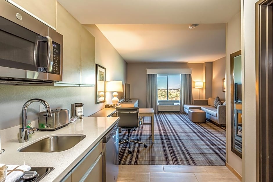 Hawthorn Extended Stay by Wyndham Loveland