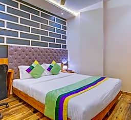 Treebo Prince Andheri East