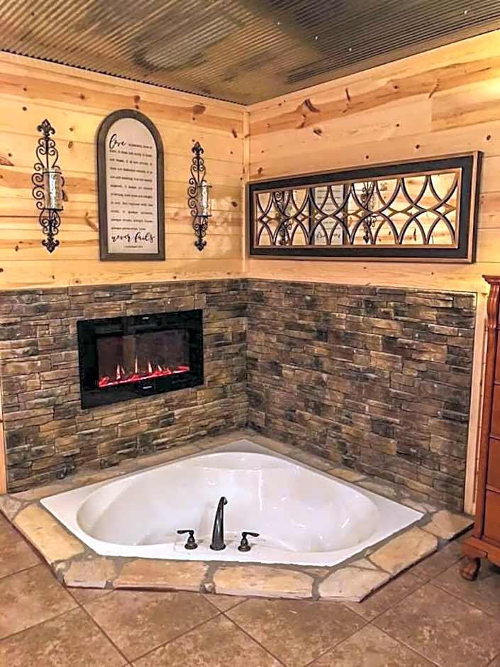 Samantha's Timber Inn