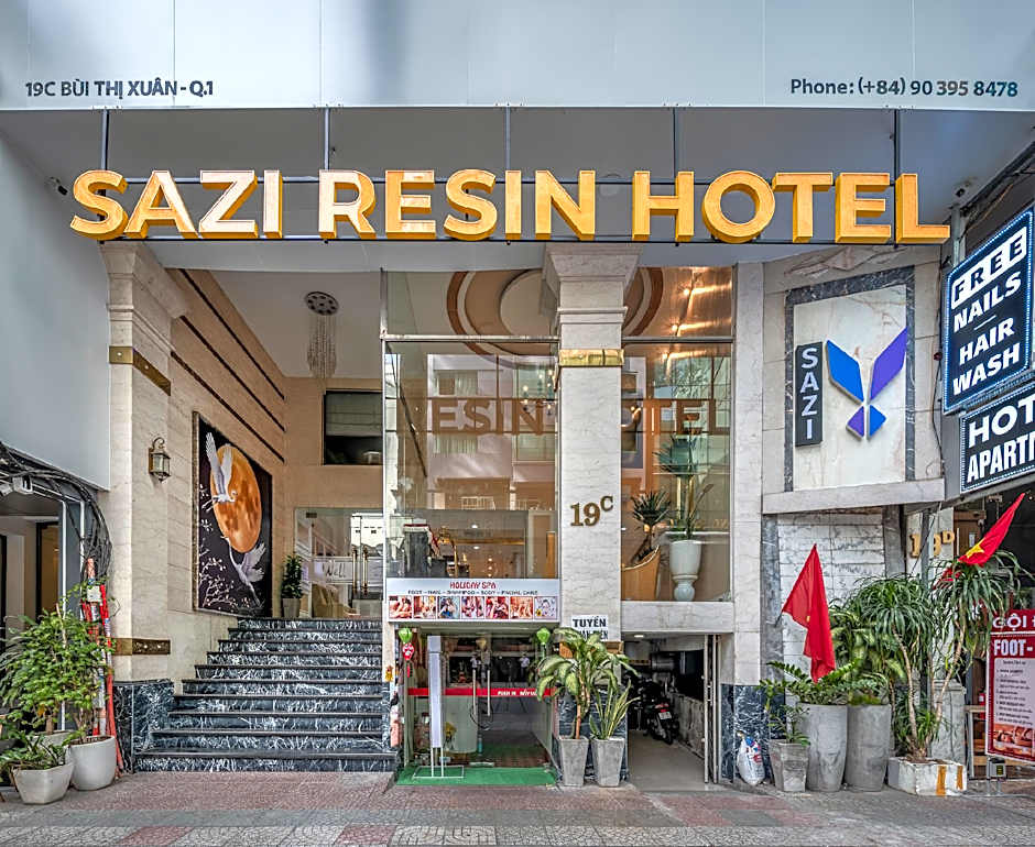 SAZI Resin Hotel - Free Nails HairWash