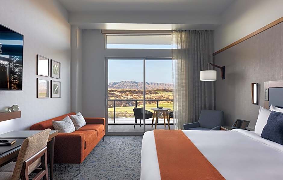 Photo 1 of 7 of King Room
