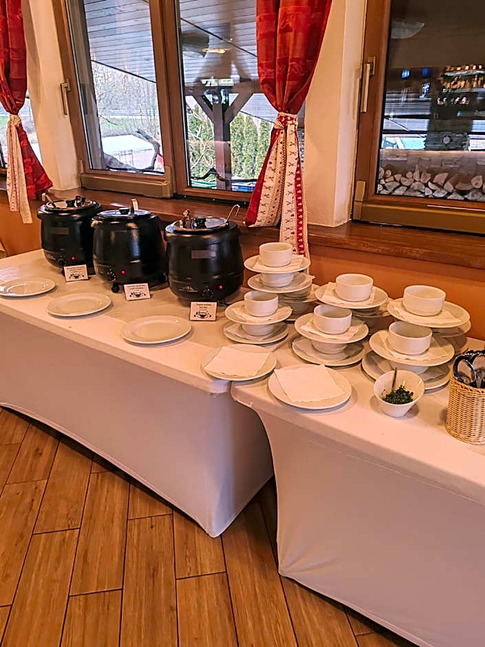 Restaurace a penzion Lutena