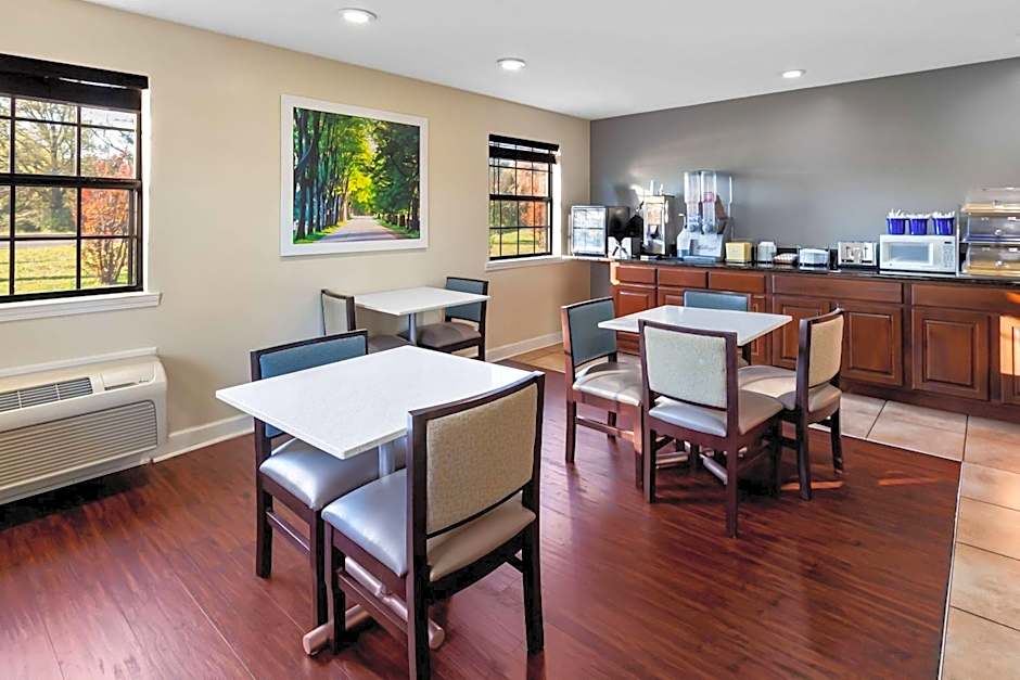 Days Inn by Wyndham Brownsville