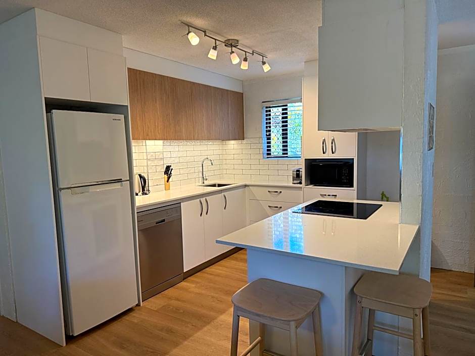 Burleigh Palms Holiday Apartments