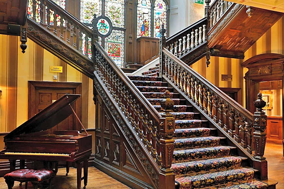 Oaks Hotel and Leisure Club