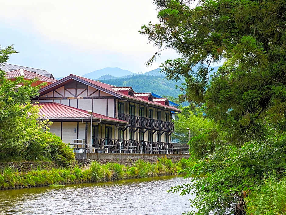 Hosenbo Lodge