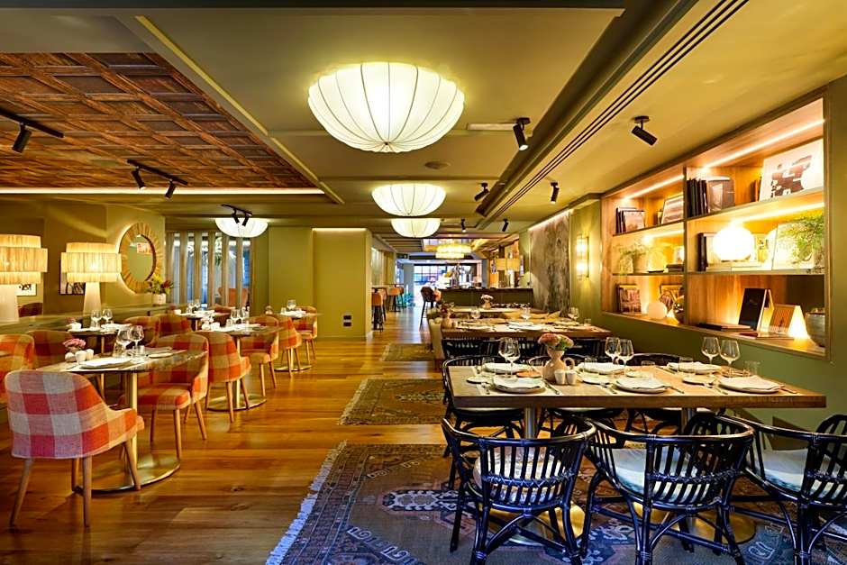 Barcelo Oviedo Cervantes