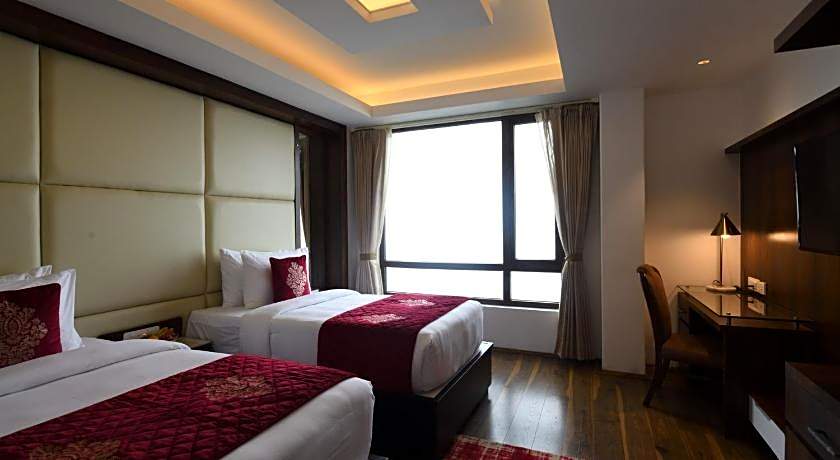 Ramada by Wyndham Gangtok Hotel & Casino Golden