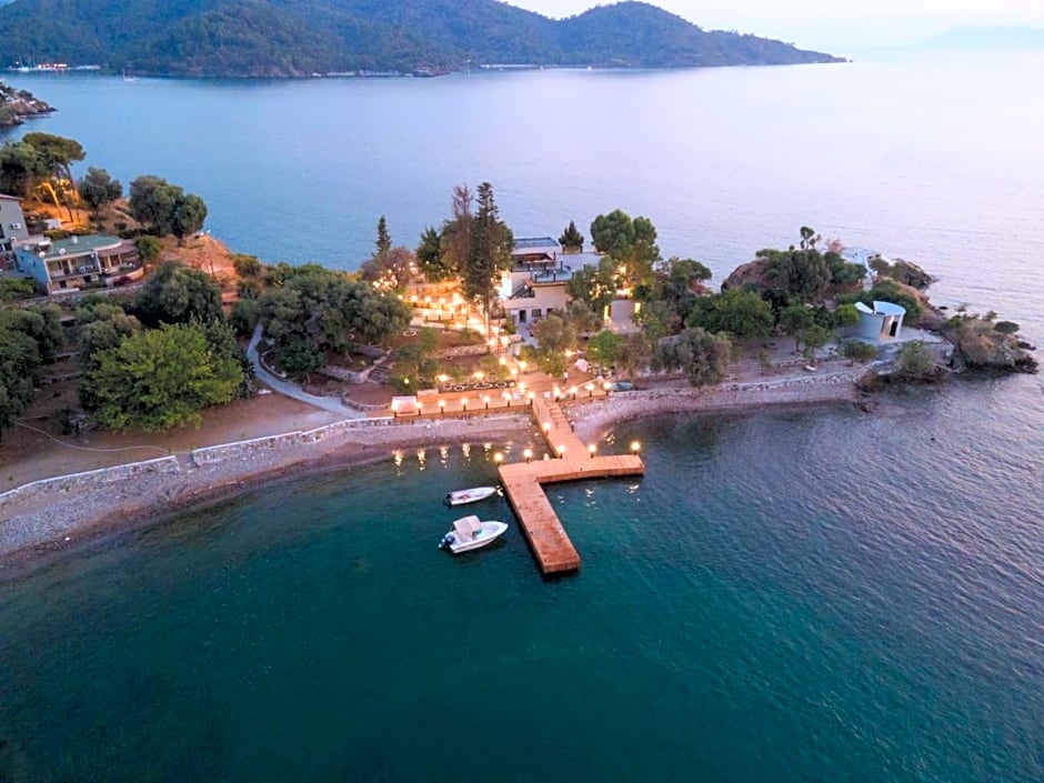 Icon Beach Suites Hotel Sovalye Island